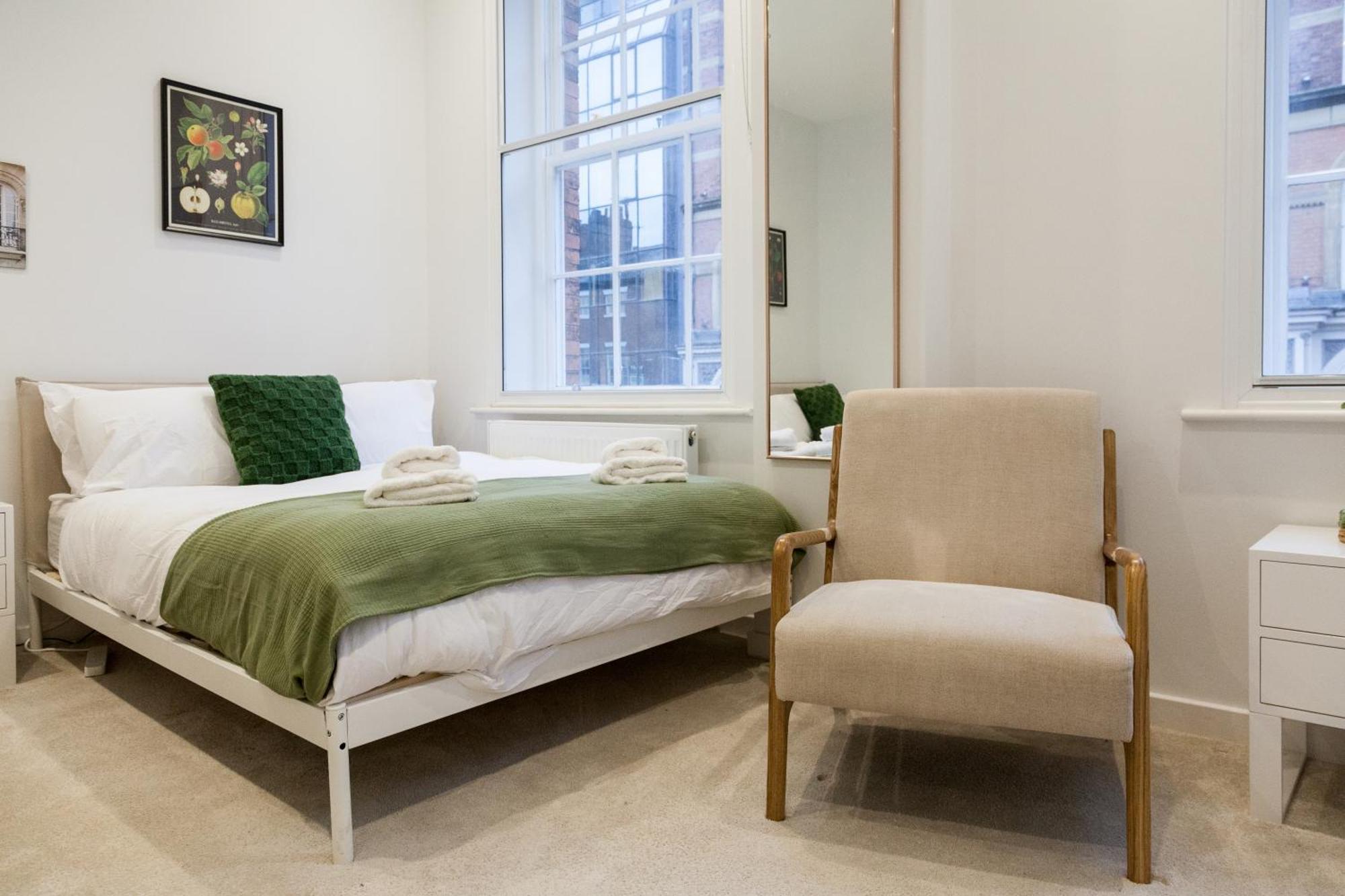Grand - 2-bedrooms - Sleeps 6 Comfortably - Perfect For Families - Contractors - Professionals Лидс