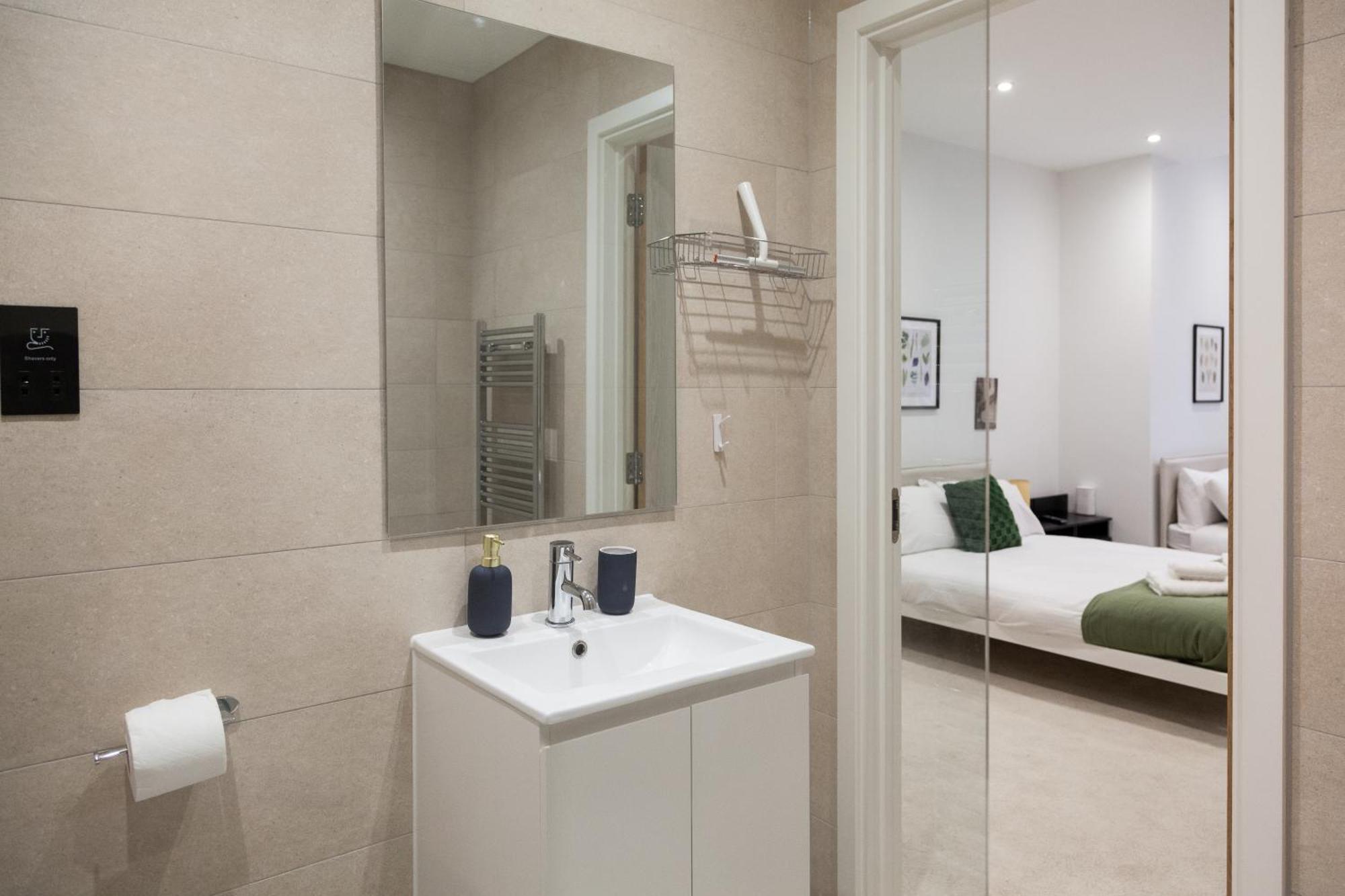 Grand - 2-bedrooms - Sleeps 6 Comfortably - Perfect For Families - Contractors - Professionals Апартаменты